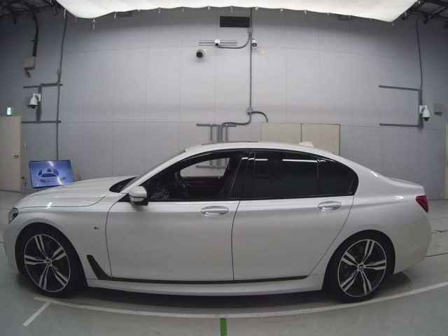 BMW 7 SERIES 2017