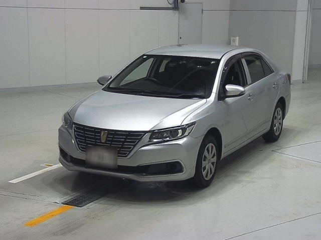 TOYOTA PREMIO 2018