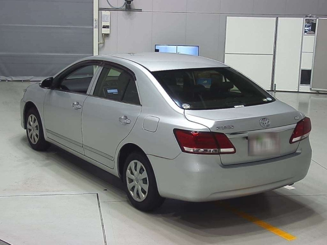 TOYOTA PREMIO 2018