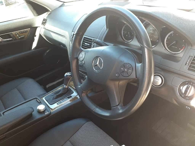 MERCEDES BENZ C CLASS 2010