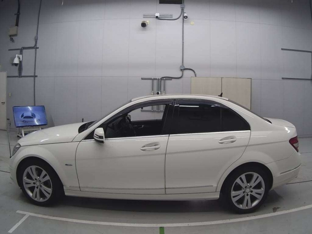 MERCEDES BENZ C CLASS 2010
