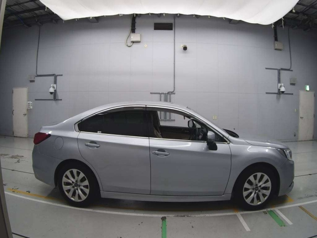 SUBARU LEGACY B4 2016