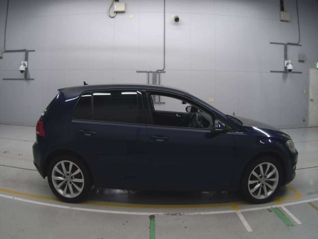 VOLKSWAGEN GOLF 2014