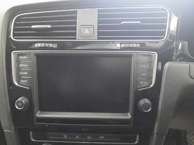 VOLKSWAGEN GOLF 2014