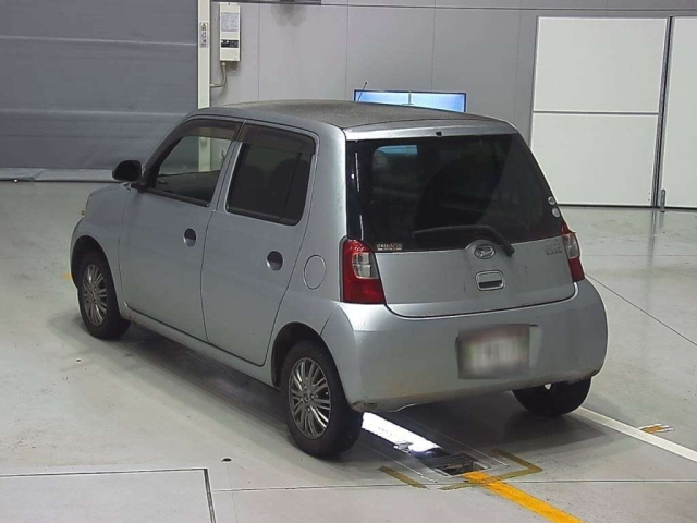 DAIHATSU ESSE 2010