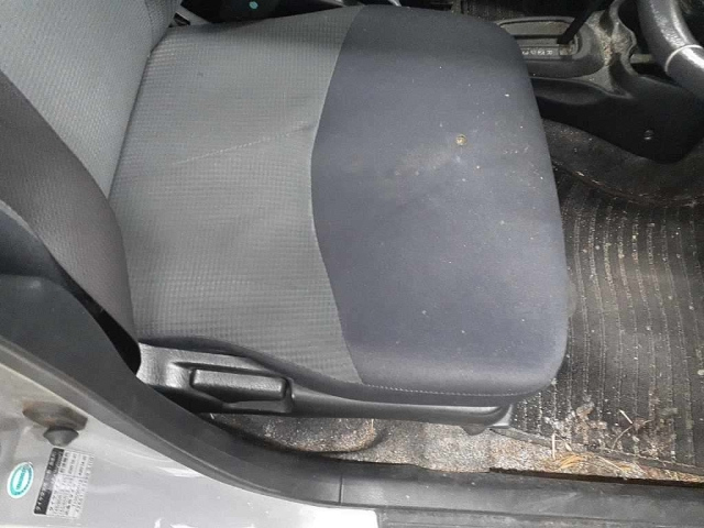 DAIHATSU ESSE 2010