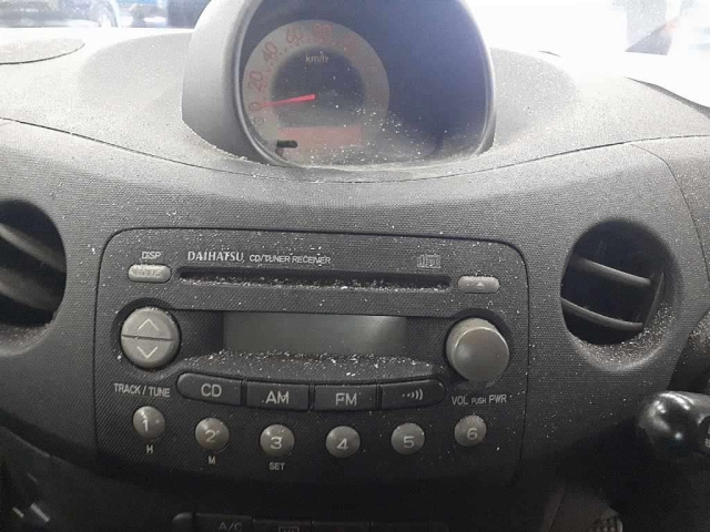 DAIHATSU ESSE 2010