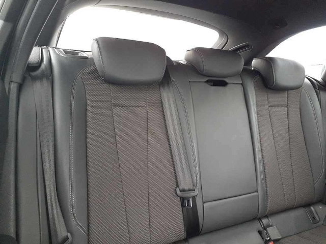 AUDI A4 2016