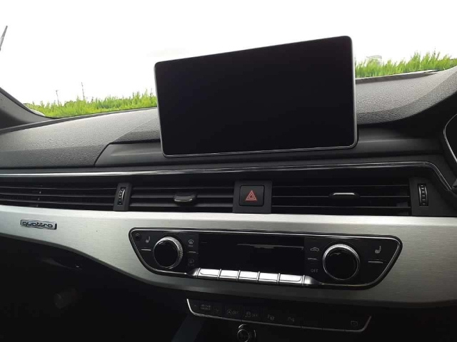 AUDI A4 2016