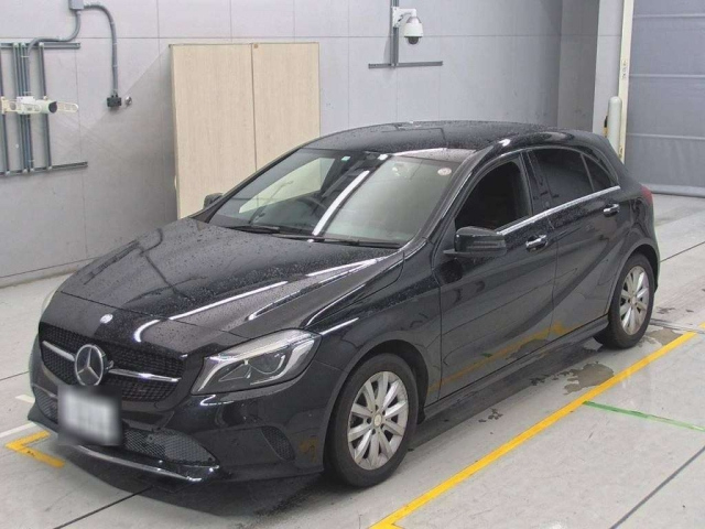 MERCEDES BENZ A CLASS 2017