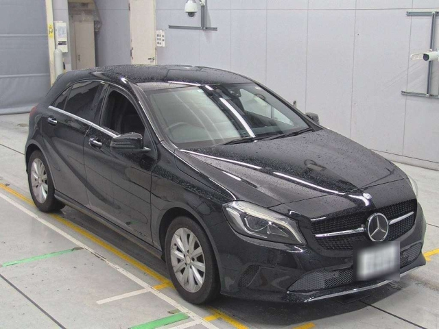 MERCEDES BENZ A CLASS 2017