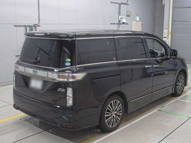 NISSAN ELGRAND 2018