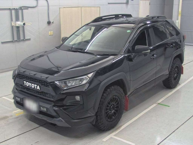 TOYOTA RAV4 2021