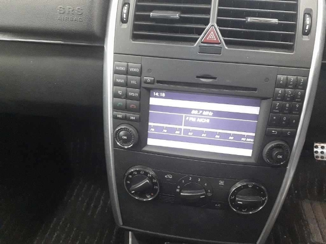 MERCEDES BENZ B CLASS 2010