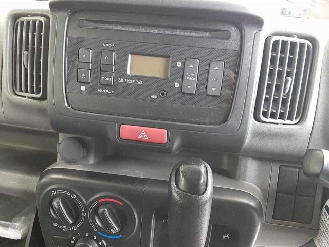 NISSAN CLIPPER VAN 2019