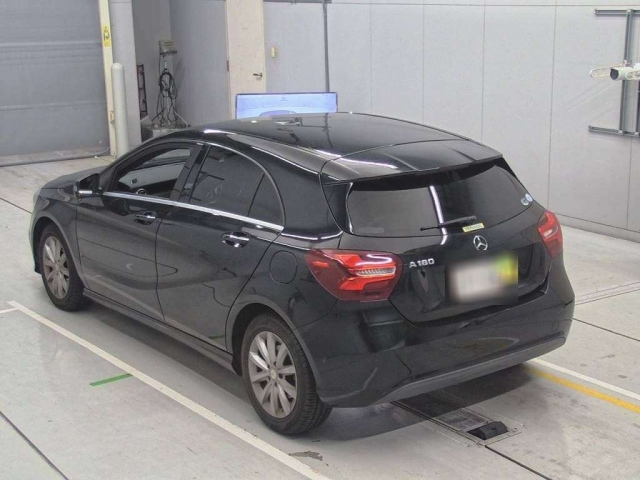 MERCEDES BENZ A CLASS 2016