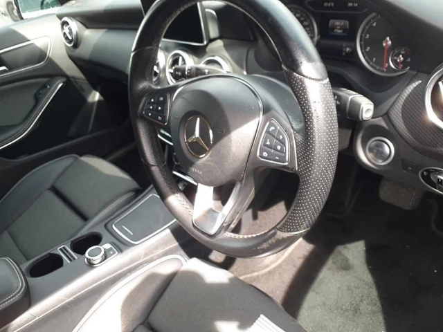 MERCEDES BENZ A CLASS 2016