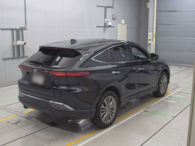 TOYOTA HARRIER 2022