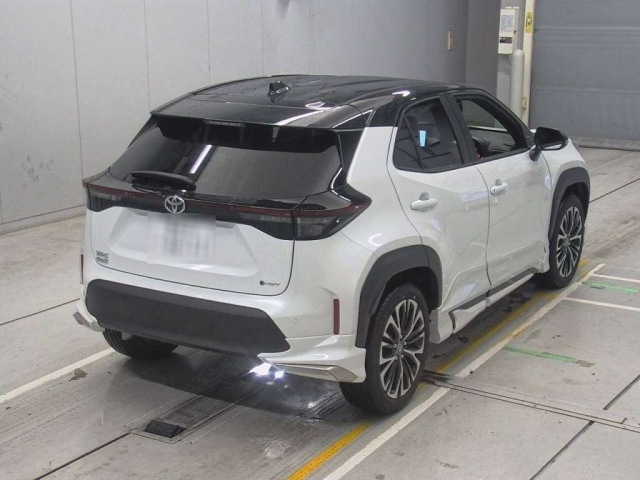 TOYOTA YARIS CROSS 2024