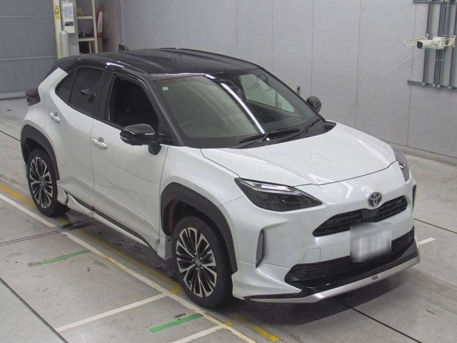 TOYOTA YARIS CROSS 2024