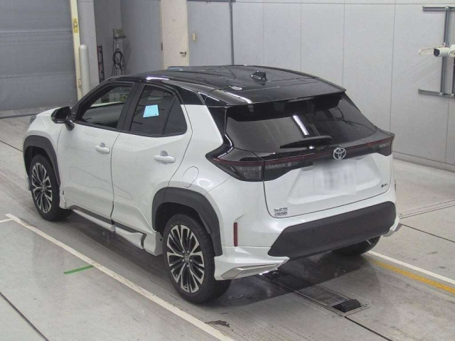 TOYOTA YARIS CROSS 2024