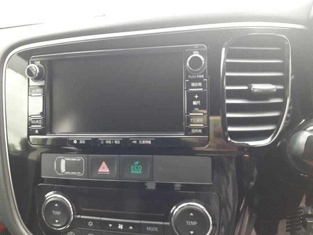 MITSUBISHI OUTLANDER PHEV 2016