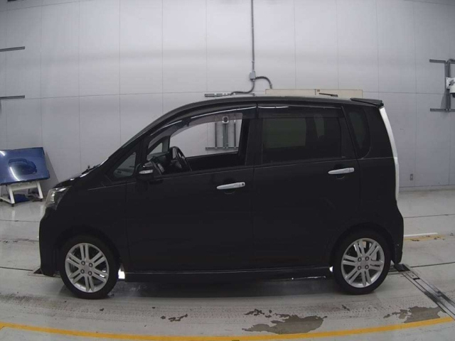 DAIHATSU MOVE 2013