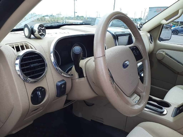 FORD EXPLORER 2010
