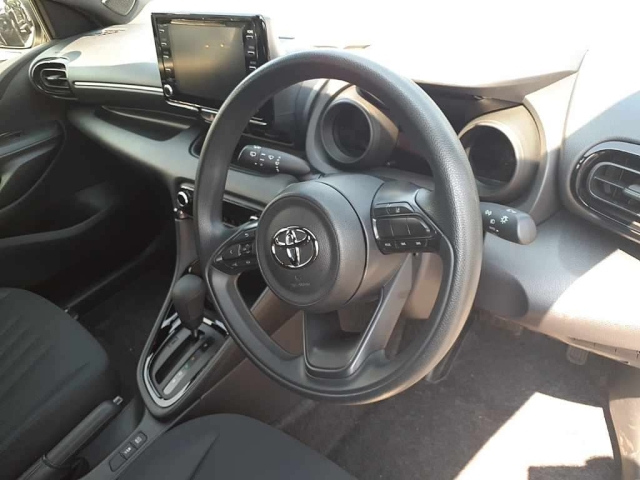 TOYOTA YARIS 2022