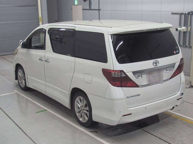 TOYOTA ALPHARD 2010