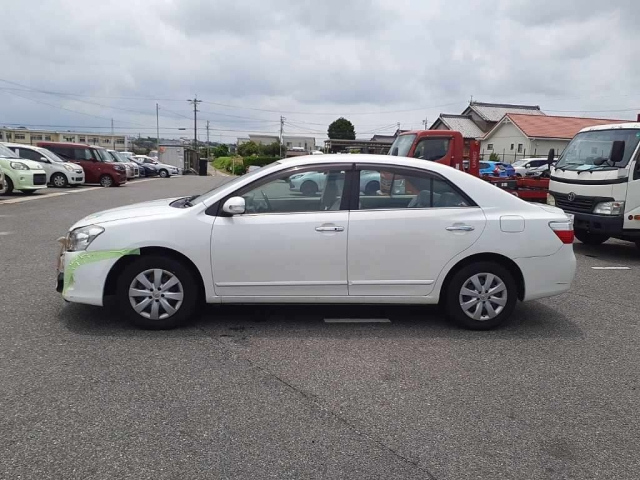 TOYOTA PREMIO 2009