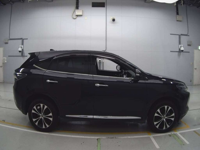 TOYOTA HARRIER 2015