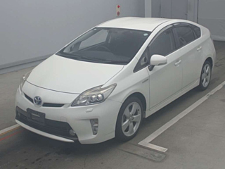 TOYOTA PRIUS 2014