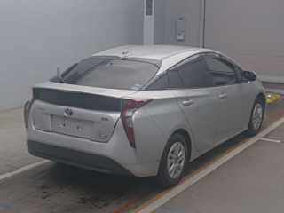 TOYOTA PRIUS 2016