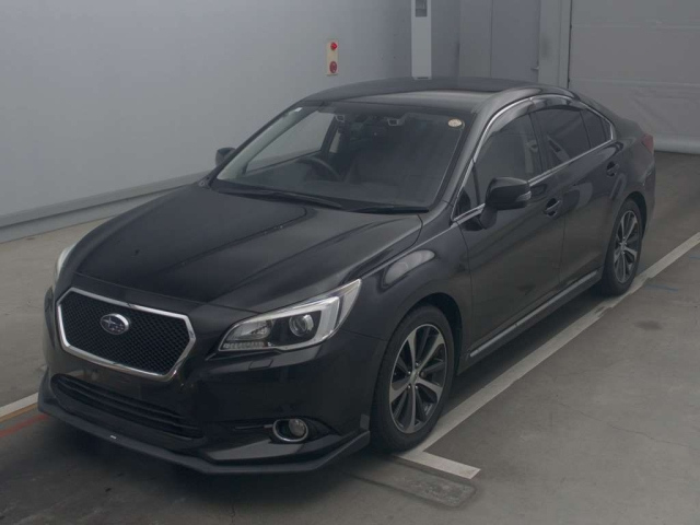 SUBARU LEGACY B4 2017