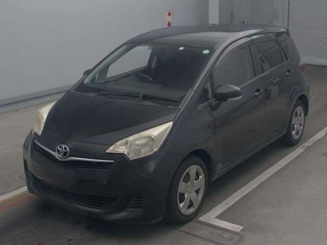 TOYOTA RACTIS 2010