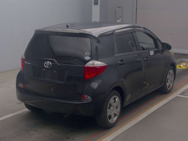 TOYOTA RACTIS 2010