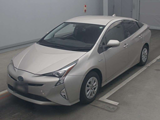 TOYOTA PRIUS 2016