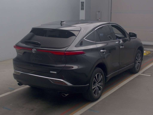 TOYOTA HARRIER 2022