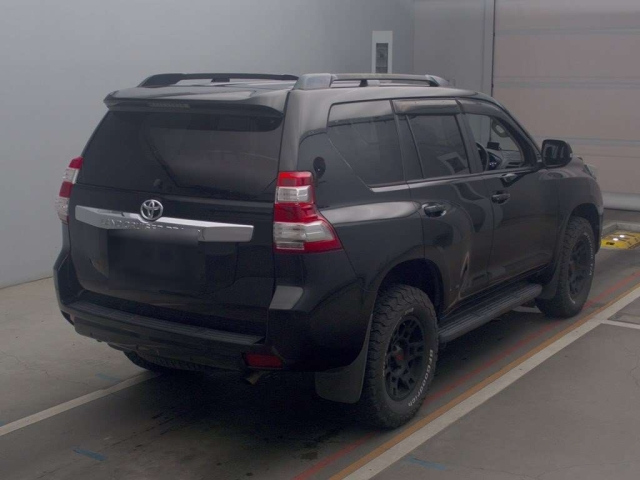 TOYOTA LAND CRUISER PRADO 2015