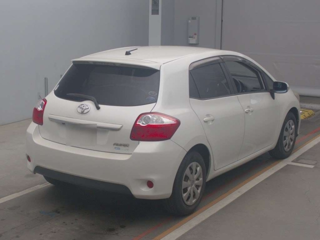 TOYOTA AURIS 2010