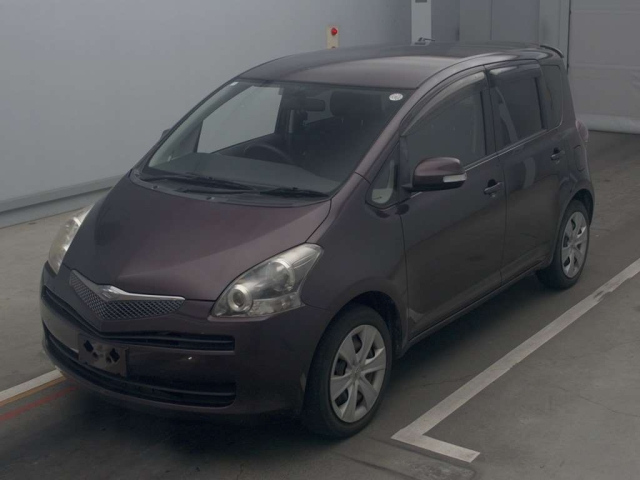 TOYOTA RACTIS 2010