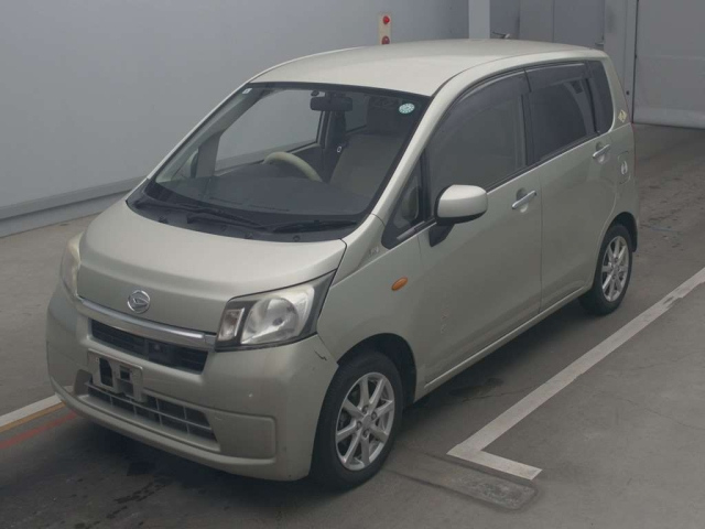 DAIHATSU MOVE 2013