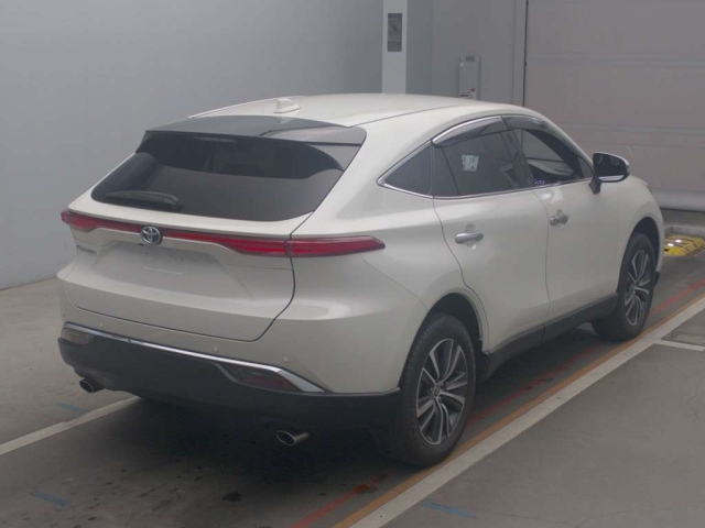 TOYOTA HARRIER 2022