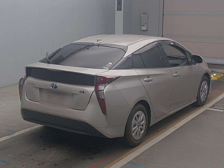TOYOTA PRIUS 2016