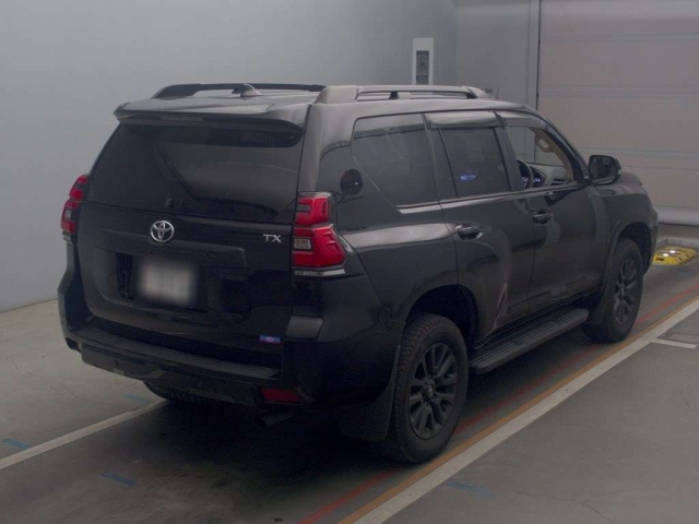 TOYOTA LAND CRUISER PRADO 2023