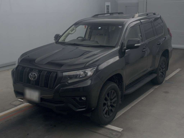 TOYOTA LAND CRUISER PRADO 2023