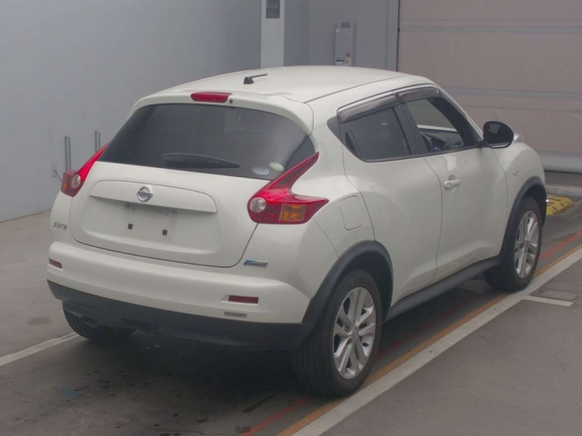 NISSAN JUKE 2011