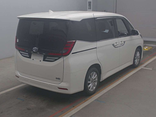TOYOTA NOAH 2022