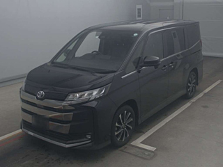 TOYOTA NOAH 2022